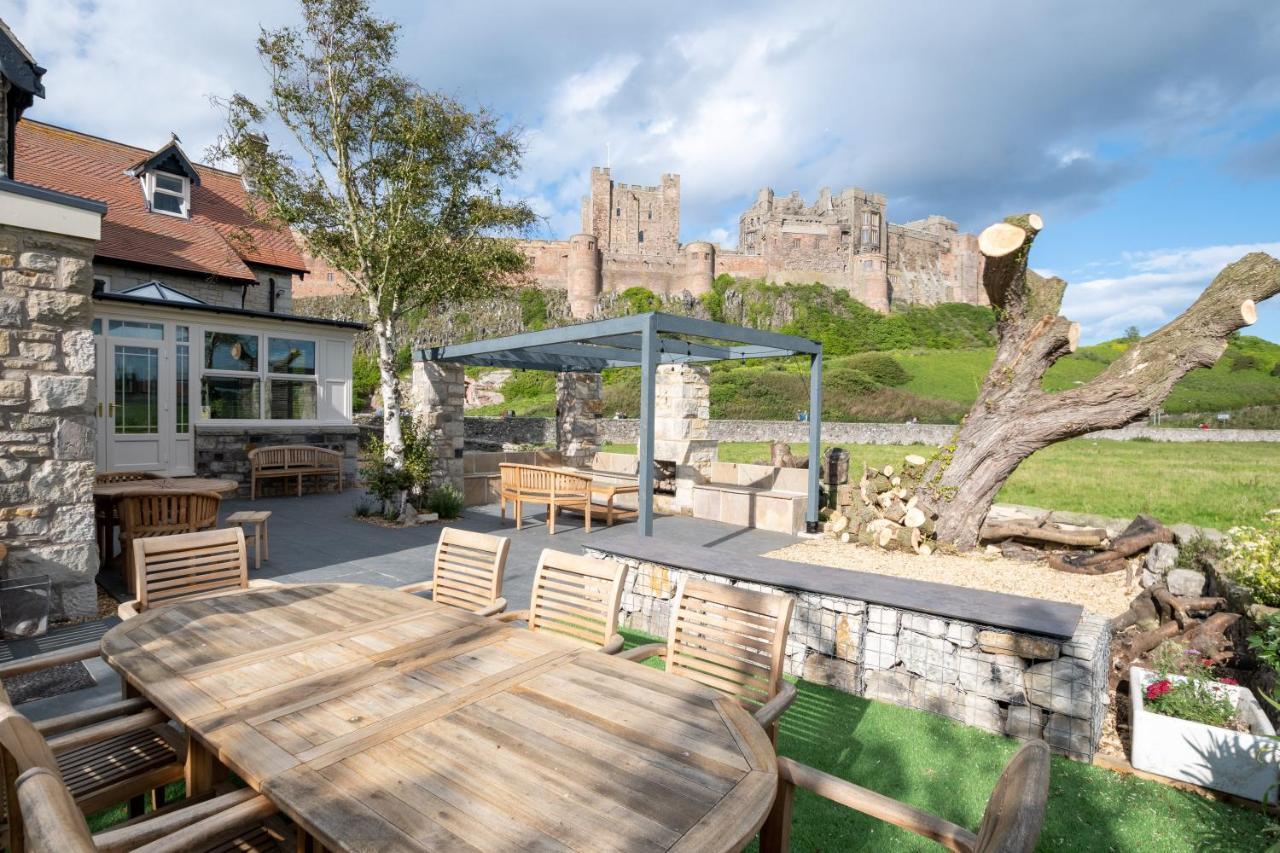 Castle View By Coast & Country Stays Bamburgh Exterior photo