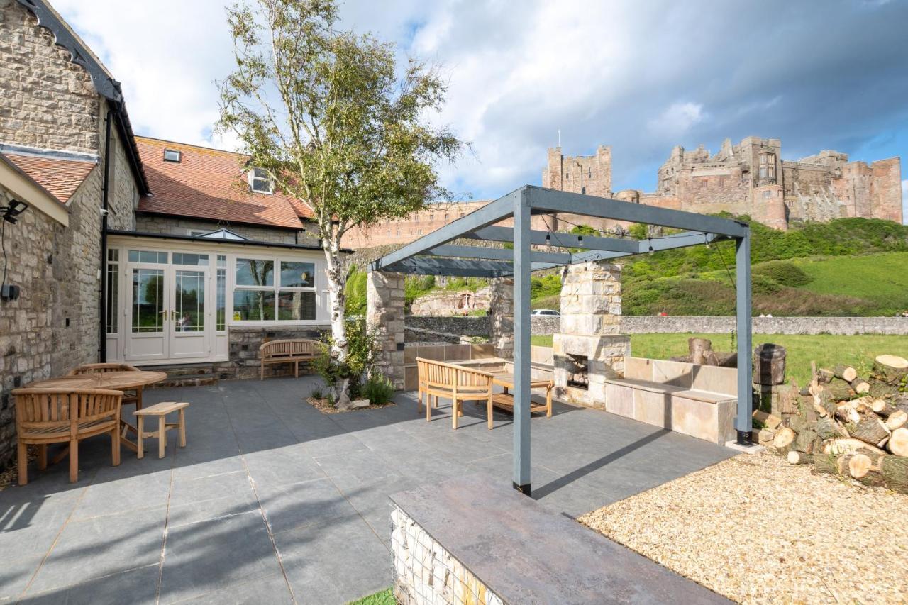 Castle View By Coast & Country Stays Bamburgh Exterior photo